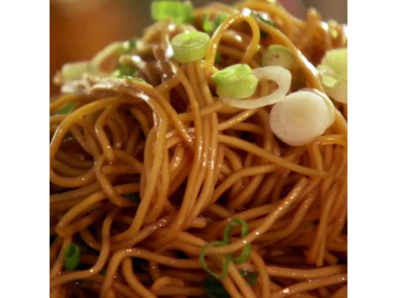 Chinese Chilled Noodles closeup